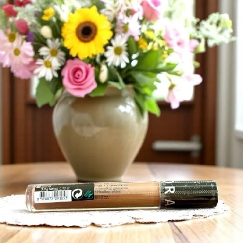 ⚫️ SEPHORA COLLECTION Bright Future Gel Serum Under Eye Concealer #18 Ganache